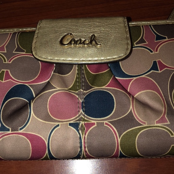 Vintage Multicoloured bifold Coach wallet - Picture 3 of 12